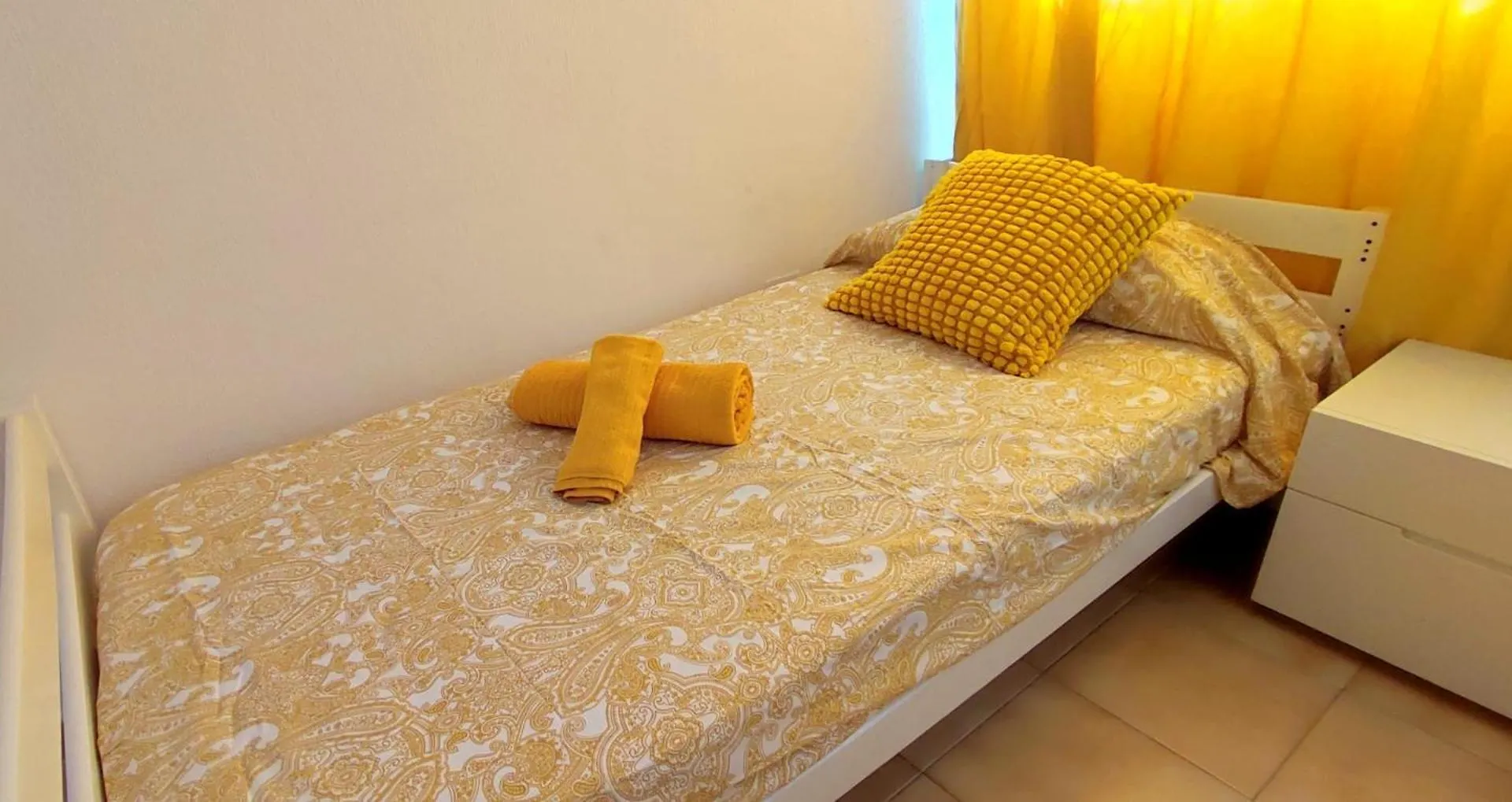 3 Dormitorios 2 Banos - Playa Del Castillo Sohail !! Fuengirola Apartamento